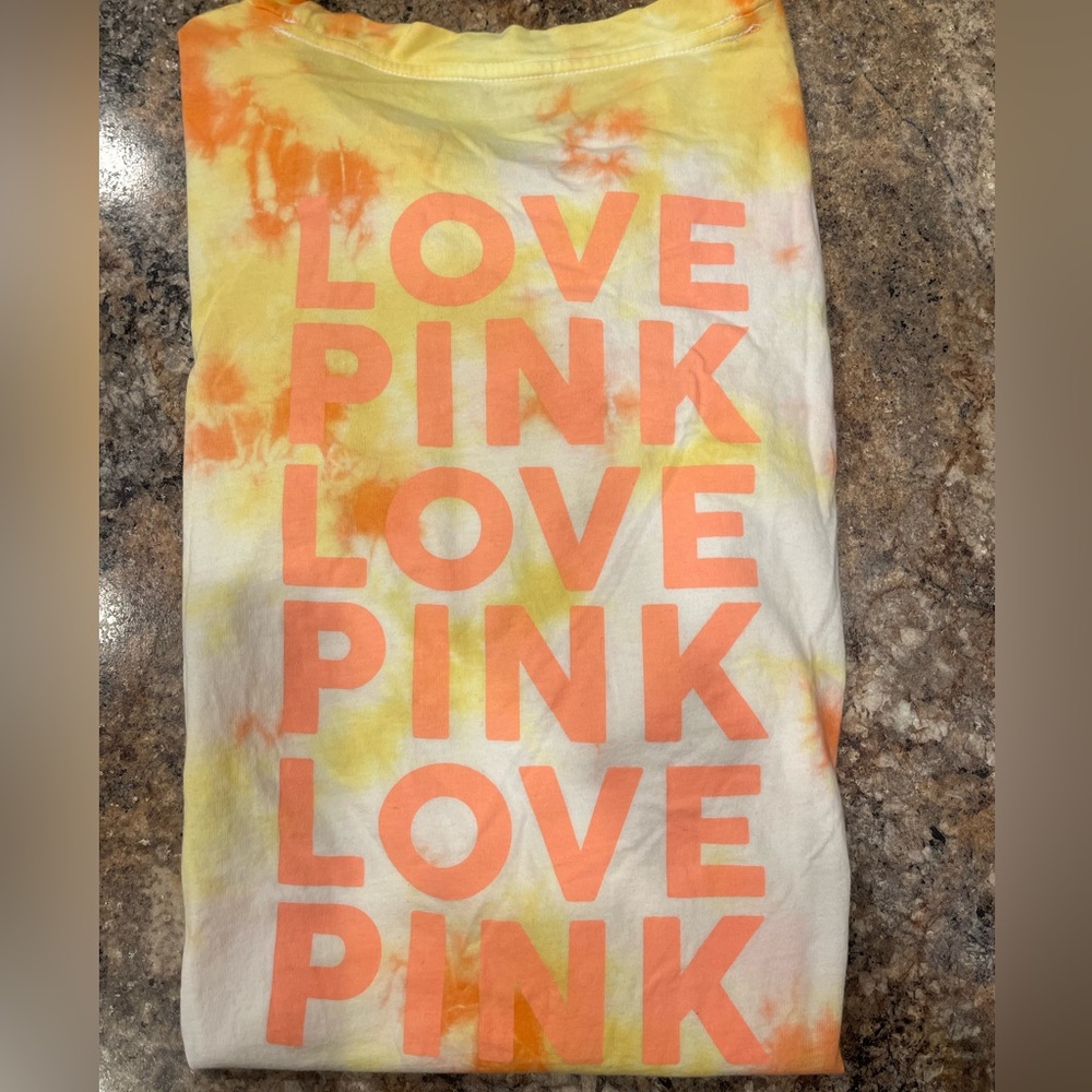 Like new Pink tye-dyed short sleeve t-shirt